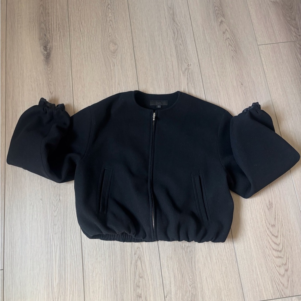 Zara Black Puff-Sleeve Bomber Jacket with Elastic Hem